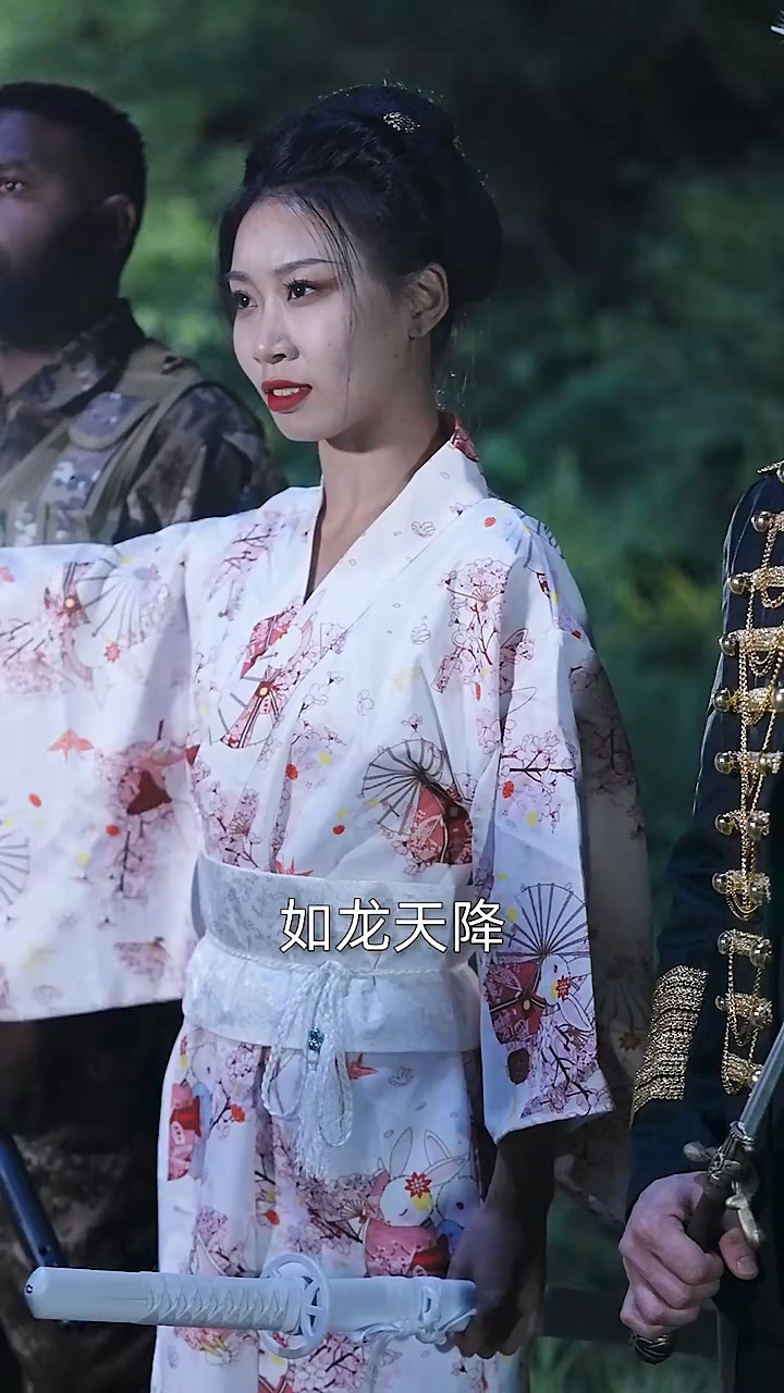 镇世东皇第11集