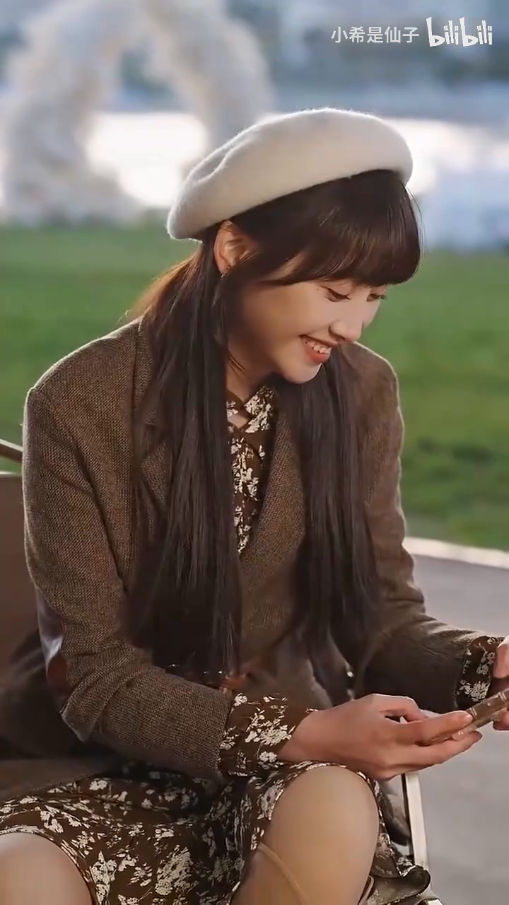 斐总每天都想父凭子贵第01集